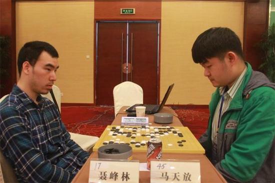 业余围棋四大天王的胡煜清、王琛、白宝祥和马天放，每年保守的收入都在40万以上。