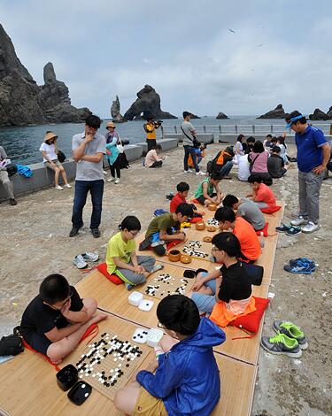 李世石道场的学棋儿童也参加了活动