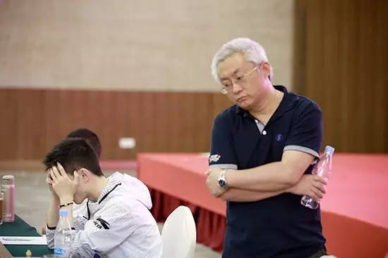北京国际象棋队主教练安燕龙